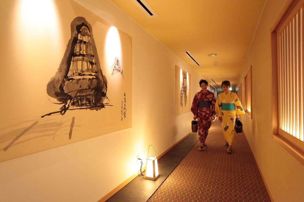 Sanrakuen Hotel Tonami Buitenkant foto